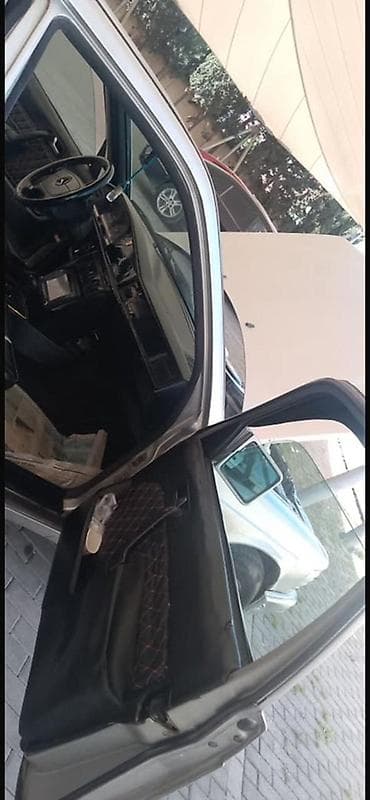 bmw e39 radiator: Mercedes-Benz 190D (W201) – gümüş rəngli sedan - Yanacaq: dizel - Ban — 9
