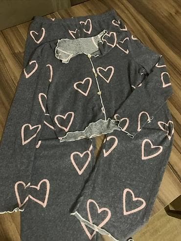ev geyimler: Qadın pijama dəsti Yenidir Sadece üzerimde geyinib çekmişem her birin — 4