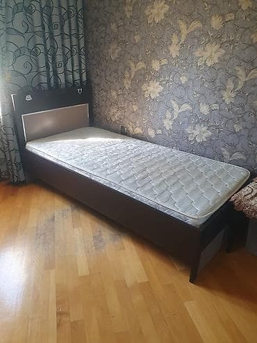 masa ve stul: Oğlan və qız üçün, İşlənmiş, Təknəfərlik çarpayı, Yazı masası, Dolab, Komod — 3