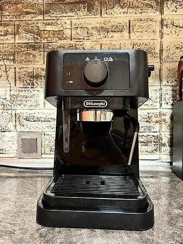 sud seperatoru: Qəhvə maşını Delonghi, Borulu, Kapuçinator ilə, İşlənmiş — 1