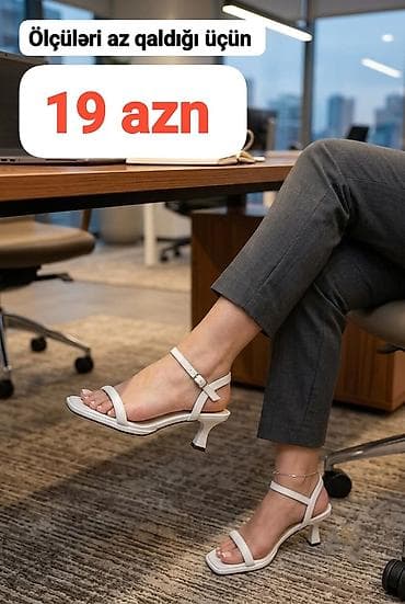 Qadın sandaleti – nazik kəmərli, açıq burunlu, kvadrat uclu — 1