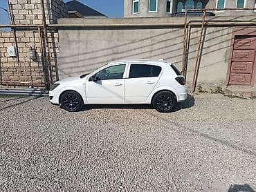 buick enclave 3.6 at: Opel Astra: 1.3 l | 2010 il 425000 km Hetçbek — 6