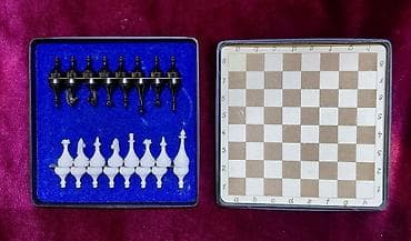 Sovet istehsalı kompakt şahmat dəsti - Ölkə/mənşə: SSRİ, “Киев”