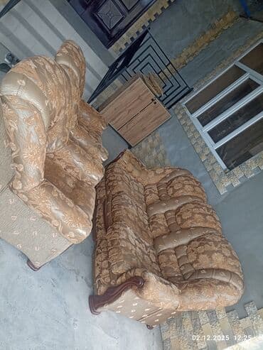 vaqonka taxta: Divan, 2 kreslo, Bazasız, Açılmayan — 4