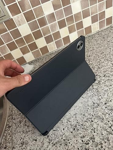Digər planşetlər: Honor pad 10 8 ram 256gb mehsul 2 hefde qabaq 950azn a irshaddan — 2