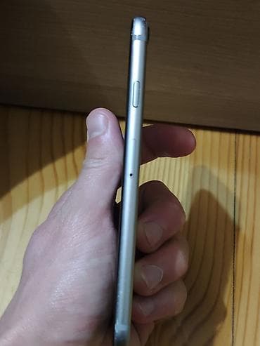 iphone se 2016: IPhone 6s, 32 GB, Gümüşü, Barmaq izi — 6