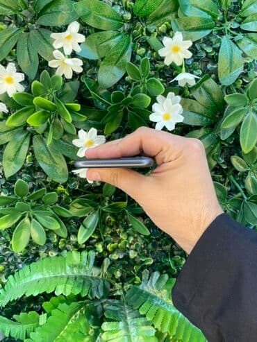 ayfon 11 qiymeti 2 ci el: IPhone 11, 128 GB, Qara, Face ID, Zəmanət — 5