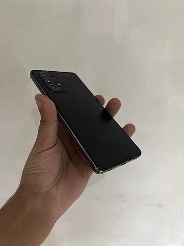 intel core i5: Samsung Galaxy A52, 128 GB, rəng - Qara, Barmaq izi, Face ID — 3