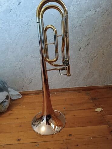 купить бу гитару: Bu, mis nəfəs alətləri qrupuna aid olan, sürüşmə mexanizmi sayəsində — 3