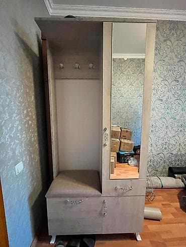 2el dolablar: Teze kimidir. 1 aydir alinib. Ev remont oldugu ucun satilir. Unvan — 1