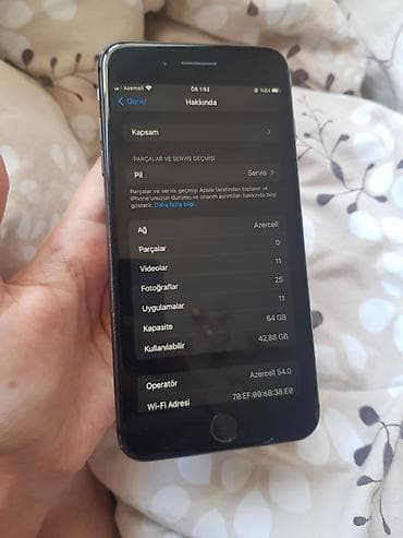 ipad pro m5: IPhone 8 Plus, Qara, Barmaq izi — 9