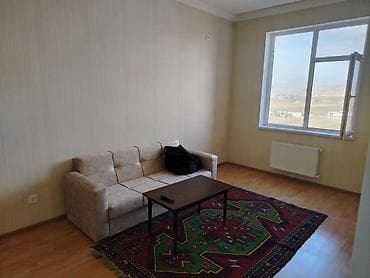 2 otaqlı mənzil – işıqlı və səliqəli planlama - Geniş qonaq otağı