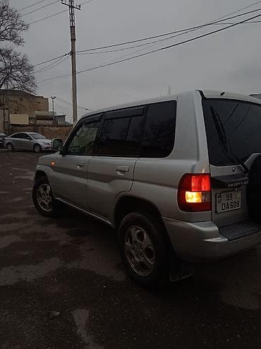 qara niva sekilleri: Mitsubishi Pajero iO / Pinin, gümüşü rəng, 5 qapılı kompakt SUV. - — 5