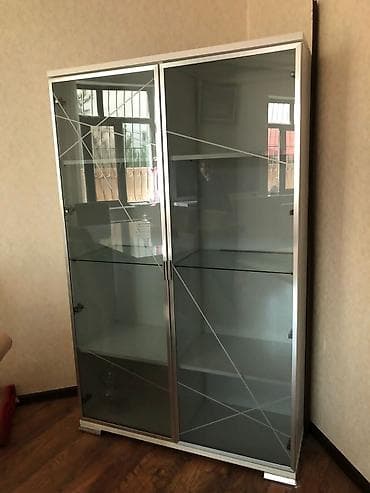 merinos hali: Qonaq masası, Açılan — 3