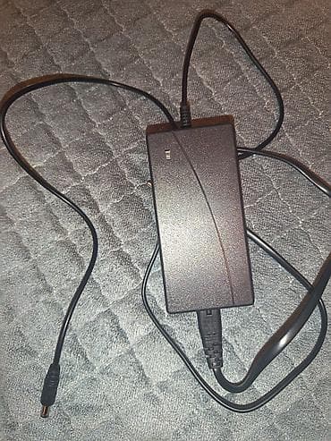 elektro samokat: Elektrikli skuter – şəhərdaxili hərəkət üçün kompakt və işıqlı model — 7