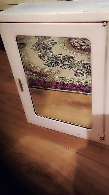 ODiqqət Sovet dövründən qalmldimi dəmir tibb qutusu. Cox davamlı lalafo.az -da ODiqqət Sovet dövründən qalmldimi dəmir tibb qutusu. Cox davamlı