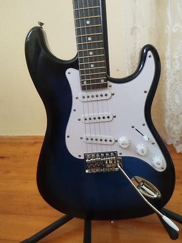 gitara tornado: Sunman elektrik gitara – Strat tipli korpus, mavi/qara yeni alınıb — 2