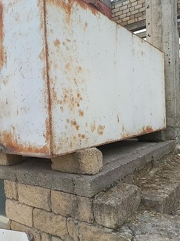 ev alətləri: Bak, Metal, 5000 l l, İşlənmiş, Ünvandan götürmə — 1