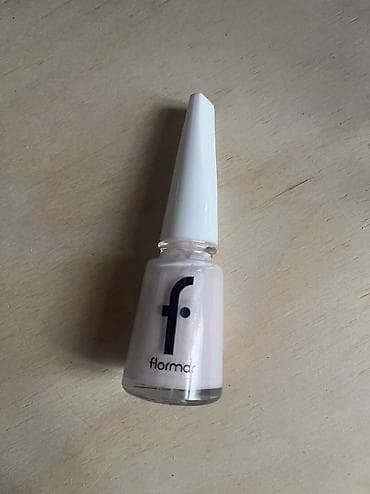 yeni il bileti: FLORMAR qırmızı ve qara ikilisi tek giymete 2 azn digerleri tezedir — 7