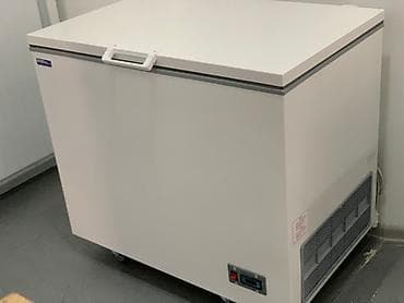 Закрытый морозильник