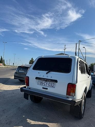 Nəqliyyat: VAZ (LADA) 4x4 Niva: 1.8 l | 2015 il 70000 km Ofrouder/SUV — 4