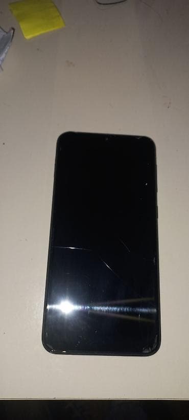 ikinci el iphone xr: Samsung A10e, 32 GB, rəng - Qara, İki sim kartlı — 3