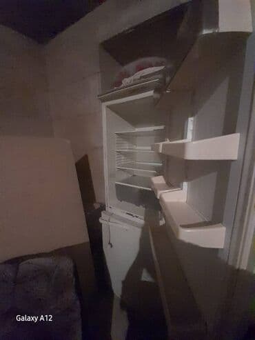 Soyuducular: Soyuducu ishleyir — 2