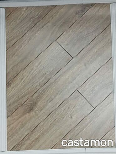 pol ucun taxtalar: Açıq rəngli taxta görünüşlü laminat döşəmə. Uzun və ensiz lövhələr — 1