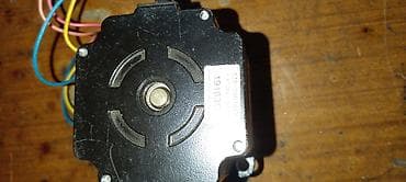 Darvaza motorları: Sanyo Denki STP-59D1052 addım mühərriki Texniki göstəricilər: - — 5