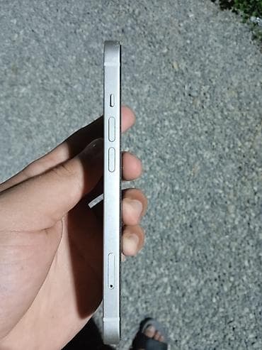 i̇phone barter: IPhone 13, 256 GB, Starlight, Face ID, Zəmanət, Simsiz şarj — 7