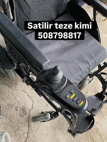 əlil arabalari: Elektrik əlil arabası - Sağ tərəfdə joystick idarəetmə paneli: sürət — 1