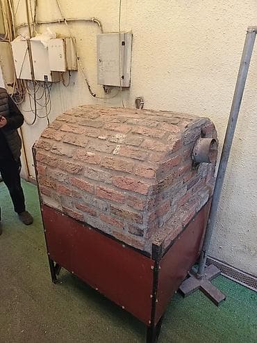 Professional sobalar: Təcili dəyərindən aşağı satılır. Altı hissəsi bazalıdır, qapısı — 4