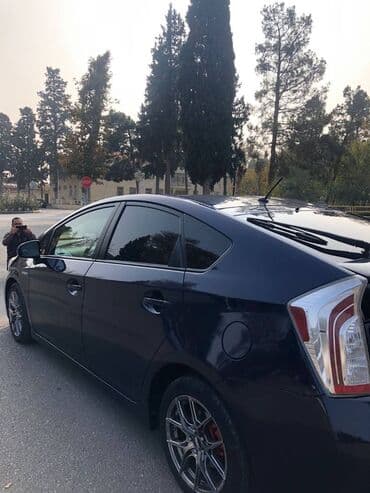 kia islenmis ehtiyat hissələri: Toyota Prius: 1.8 l | 2015 il — 8