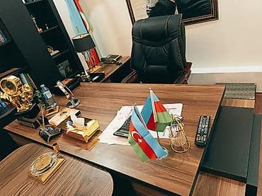iclas masası: Mebel dəsti – Direktor/Ofis kabineti - Tərkib: geniş iş masası (L — 1
