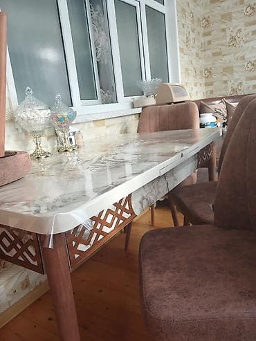 yeni il sufrəsi: Mətbəx üçün, Yeni, Açılan, Dördbucaq masa, 4 stul — 8