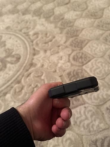 Telefon ehtiyat hissələri: Orginal kabrodu 15 pro ve 16 pronundu.xaricden getizdirilib.zerbeye — 3