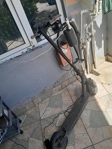 moto m50n: Elektrikli skuter – Xiaomi Mi Electric Scooter (M365/Mi Scooter xətti) — 3