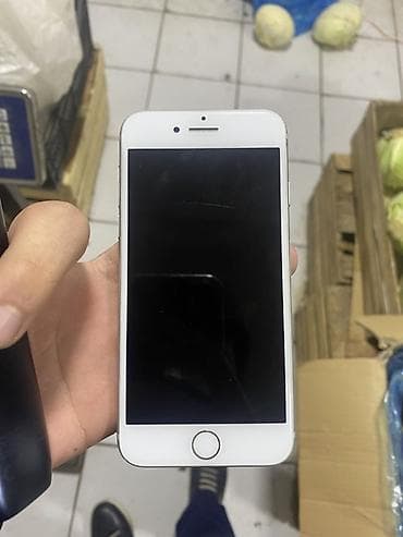 IPhone 7, 32 GB, Gümüşü, Barmaq izi