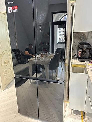 2 el xaladenik: Soyuducu Toshiba 1000 azn Yenidi, istifadə olunmayib. 2800 alınıb — 1