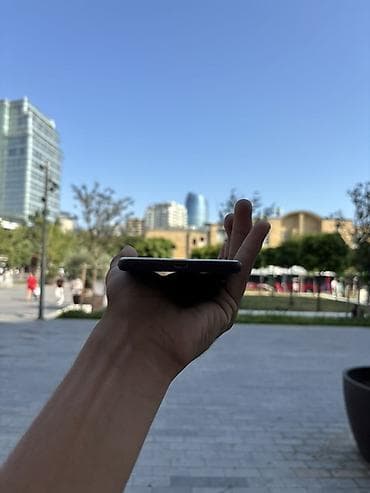 iphone 7 plus ekran: IPhone 7 Plus, Barmaq izi — 6
