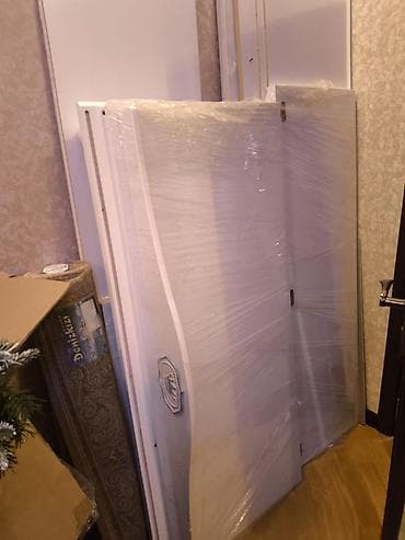 gence qapilari: Oğlan və qız üçün, Beşik, Komod — 3