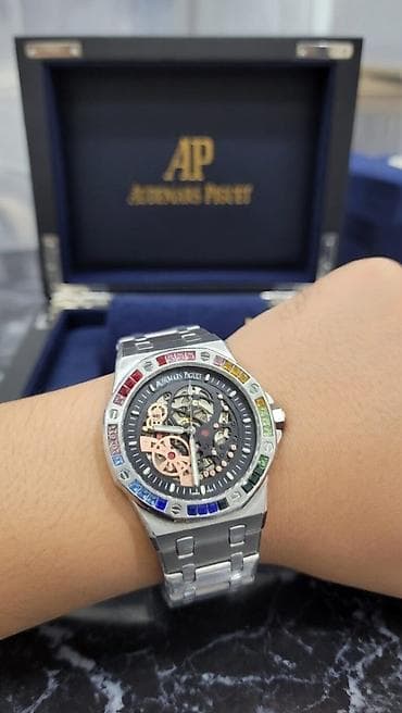 ağ qizil: Qol saatı, Audermars Piguet, rəng - Qızılı — 5