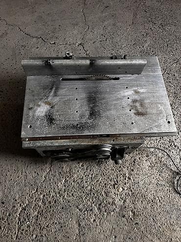 digər alətlər: Ağac emalı üçün elektriklə işləyən universal dəzgah - Üst hissədə — 5