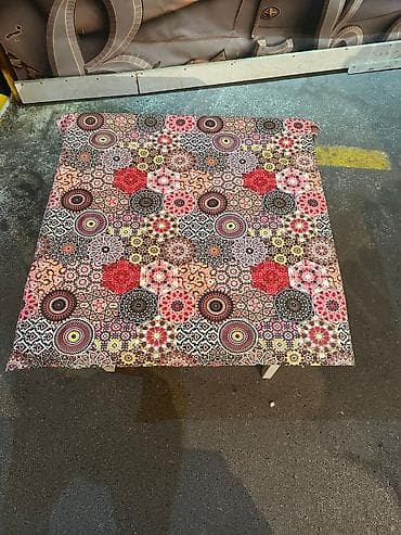 maqnit qapi toru: Mətbəx masası, Açılmayan, Kvadrat masa — 1