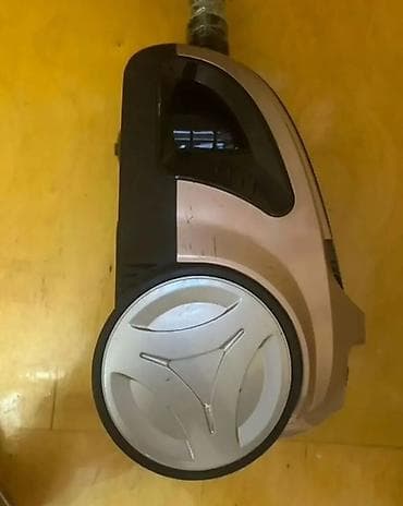 kantiner: Tozsoran – torbasız, konteynerli model Xüsusiyyətlər: - Kompakt — 2