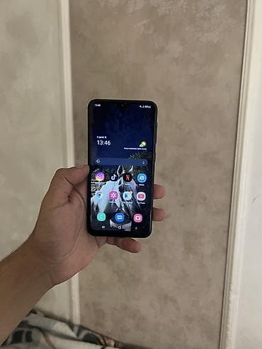 samsung s corby: Samsung Galaxy A10, 32 ГБ, цвет - Голубой, Отпечаток пальца, Face ID — 7
