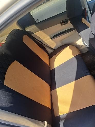 bmw e39 arxa stop: Hyundai Accent sedan - Kuzov: 4 qapılı sedan, rəngi şampan/qızılı - — 2