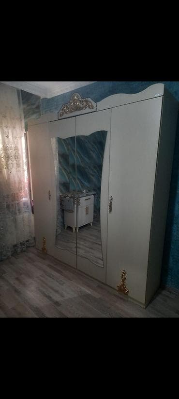 .Dolab satilir. Olcusu. 180 eni. Derinlik 45. Hundurluk 2.10 *Unvan