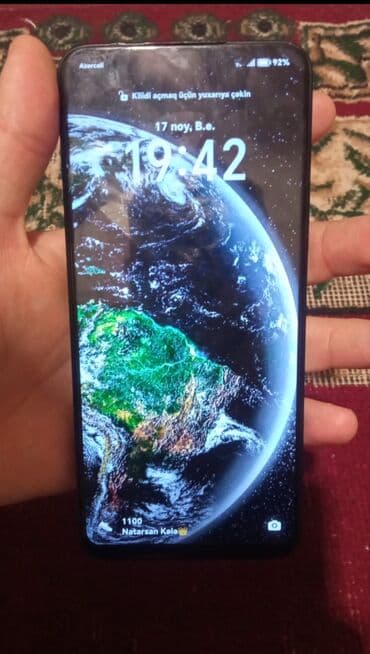 profil səkli tek oglan sekilleri: Salam Telefon Heç Bir Prablemi Yoxdur Ideal Vezyetdedi Karobka Adabtor — 1