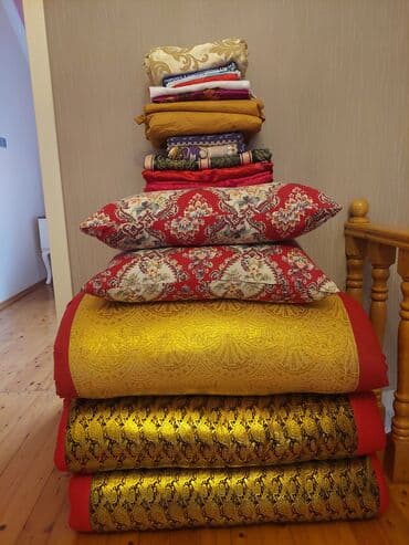 Tərtəmiz döşəklerdi üstünde 2yorganda verecem 2balış birazda yorgan lalafo.az -da Tərtəmiz döşəklerdi üstünde 2yorganda verecem 2balış birazda yorgan